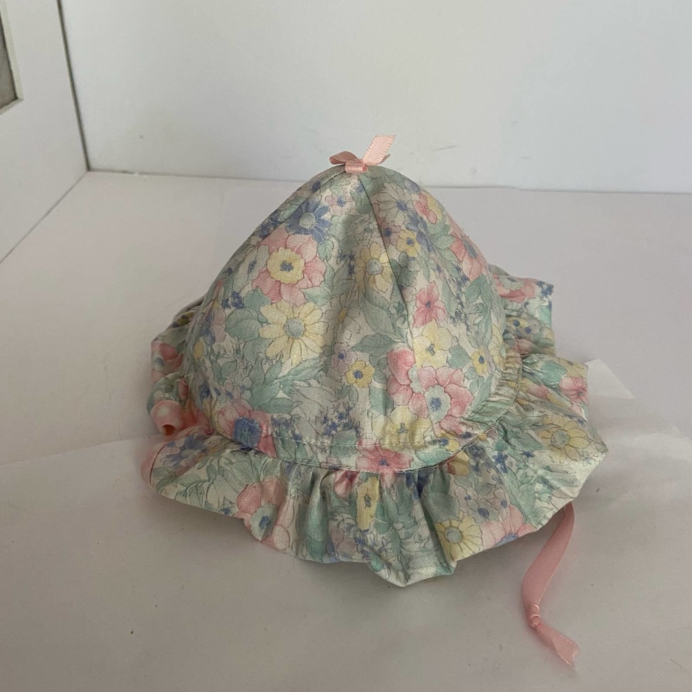 Peter Rabbit Bonnet Pastel Florals Size S Made in USA